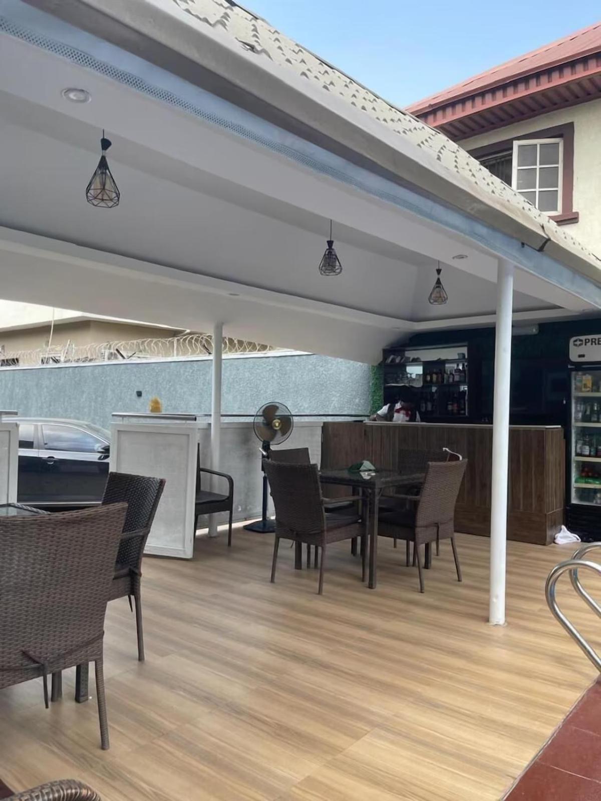 Presken Hotel @Villa Икеджа Екстериор снимка